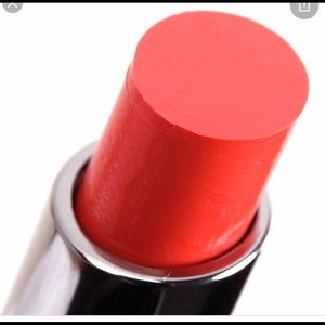 NIB MAC Huggable Lipcolour